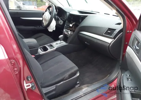 2013 Subaru Legacy 2.5I Premium из США, поврежденный, VIN 4S3BMBC62D3013202